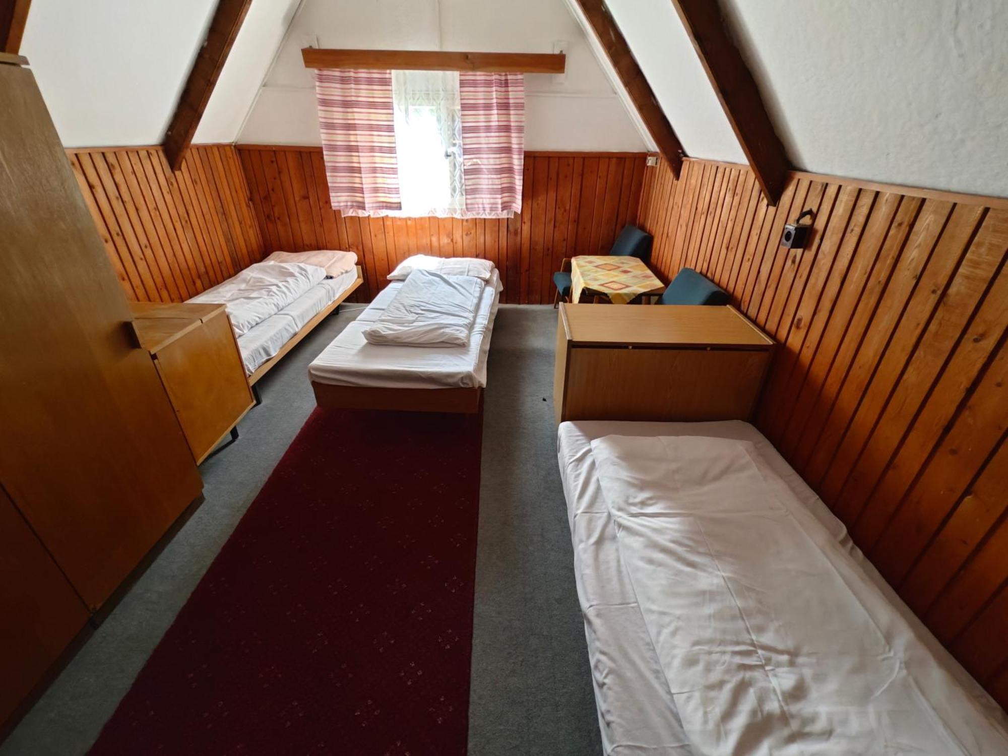 Bungalovy Roznov Roznov pod Radhostem Exterior foto