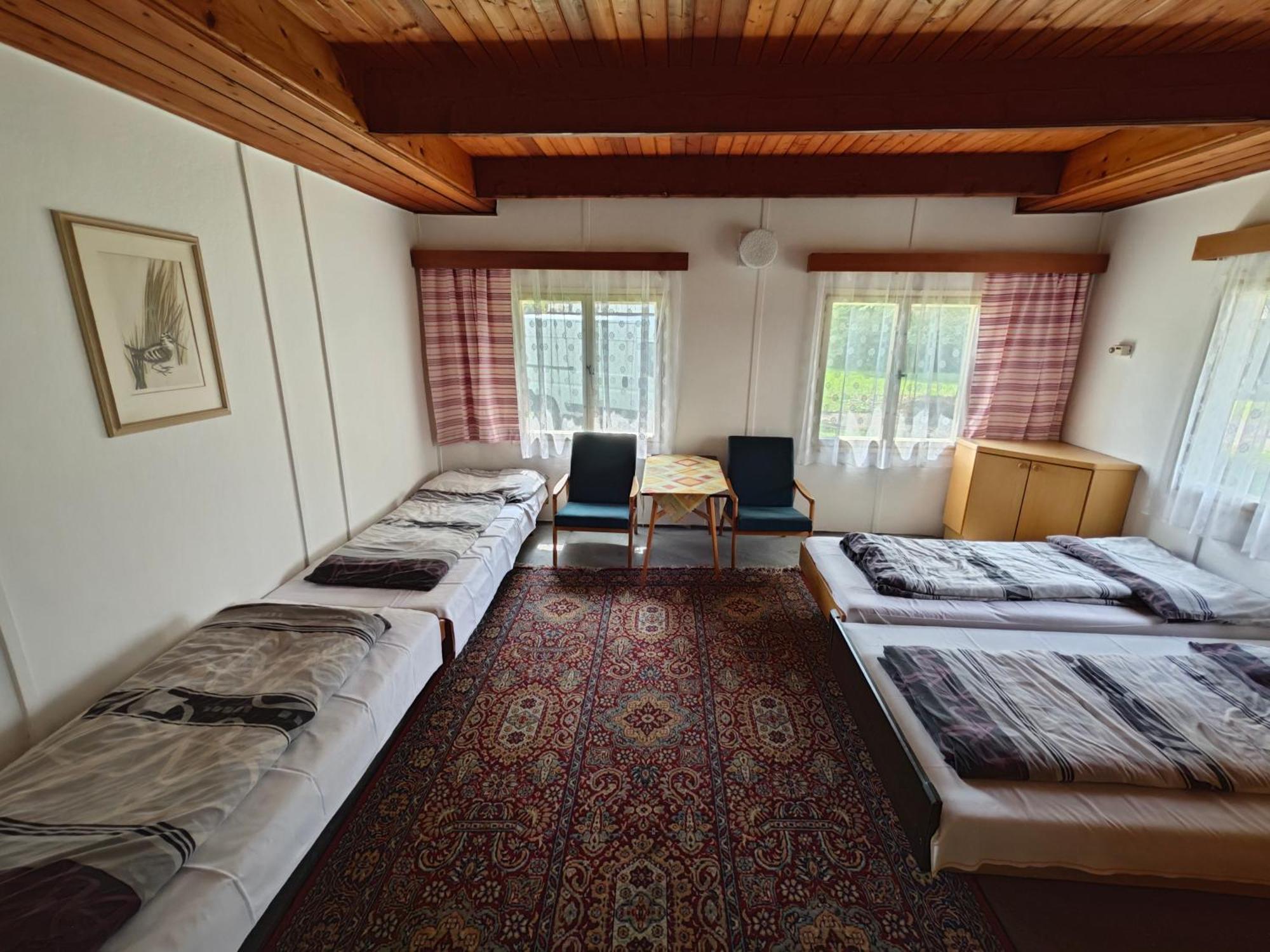 Bungalovy Roznov Roznov pod Radhostem Exterior foto